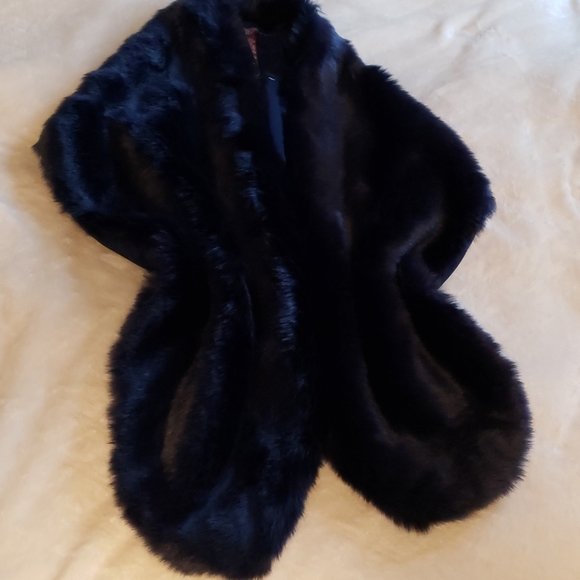 East side West side dark blue navy scarf - Picture 5 of 7